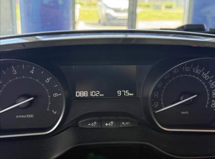 Peugeot - 2008
