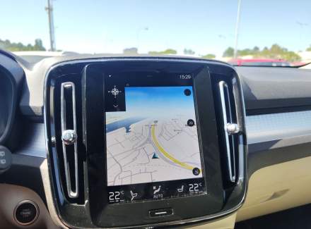Volvo - XC40