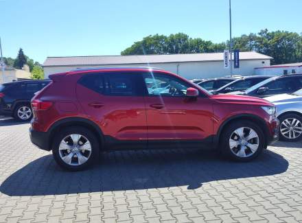 Volvo - XC40