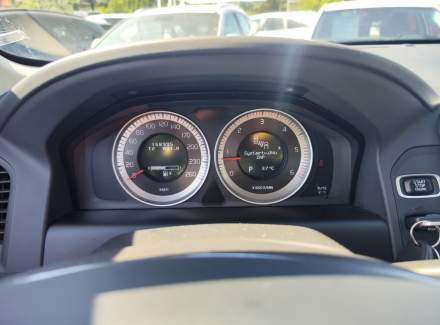Volvo - XC60
