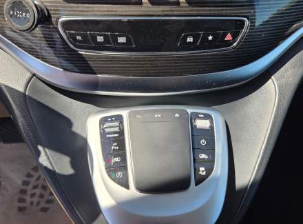 Mercedes-Benz - V-class