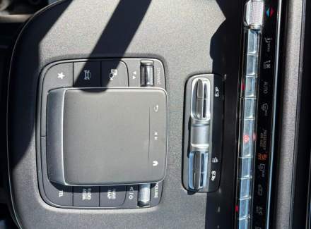Mercedes-Benz - V-class