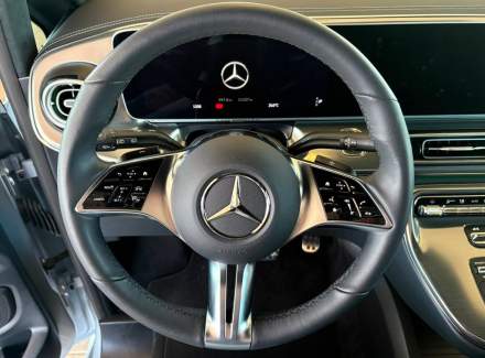 Mercedes-Benz - V-class