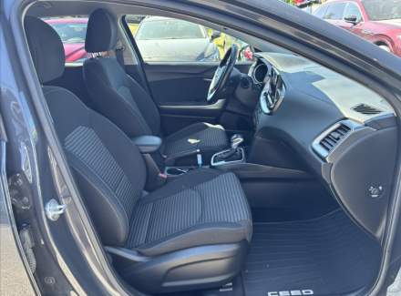 Kia - Cee'd