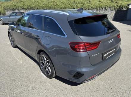 Kia - Cee'd