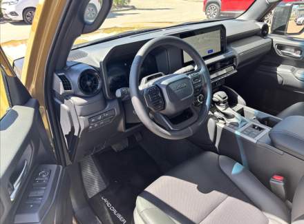 Toyota - Land Cruiser