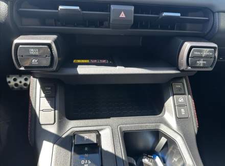 Toyota - RAV 4