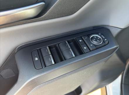 Toyota - RAV 4