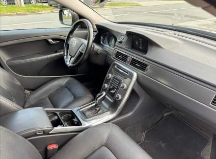 Volvo - XC70