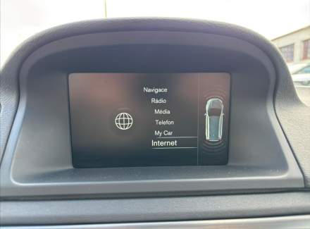 Volvo - XC70