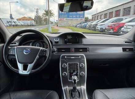 Volvo - XC70