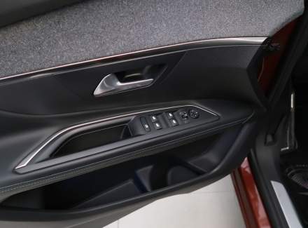 Peugeot - 3008