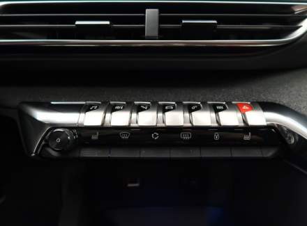 Peugeot - 3008