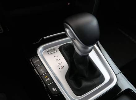 Kia - XCeed