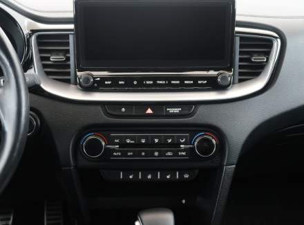 Kia - XCeed