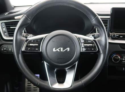 Kia - XCeed