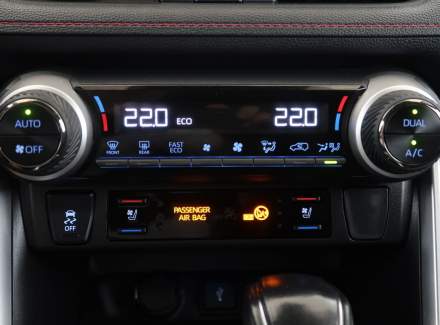 Toyota - RAV 4