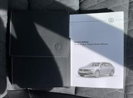 Volkswagen - Passat