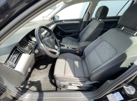 Volkswagen - Passat