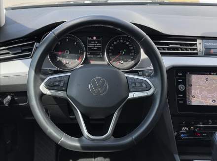 Volkswagen - Passat