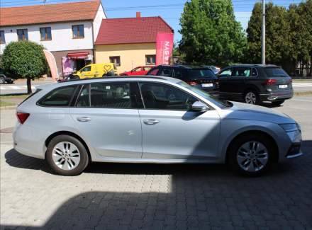 Škoda - Octavia