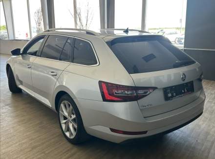 Škoda - Superb