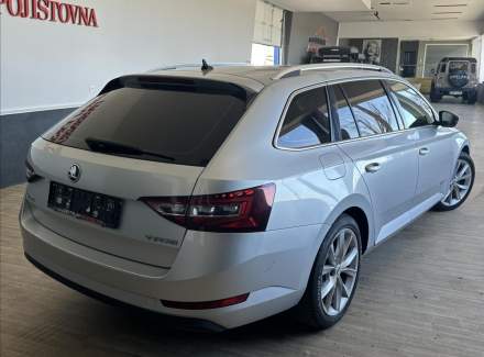 Škoda - Superb