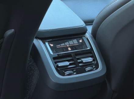 Volvo - XC90
