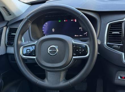 Volvo - XC90