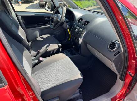 Suzuki - SX4