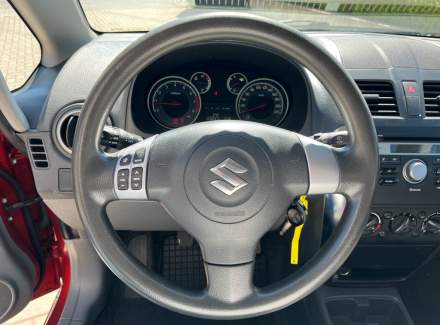 Suzuki - SX4