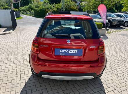 Suzuki - SX4