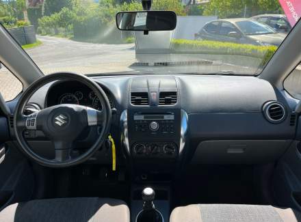 Suzuki - SX4