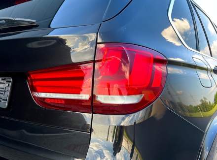 BMW - X5
