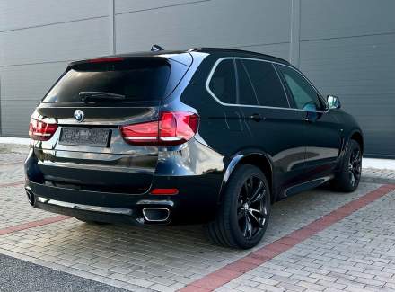 BMW - X5