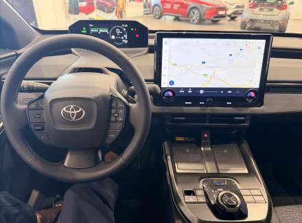 Toyota - bZ4X