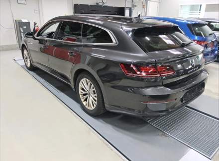 Volkswagen - Arteon