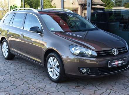 Volkswagen - Golf