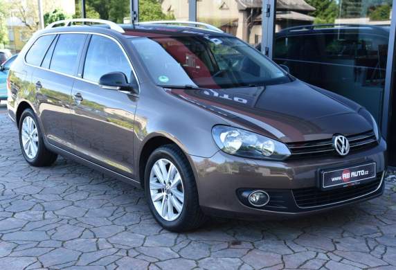 Volkswagen - Golf
