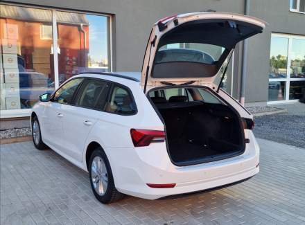Škoda - Octavia