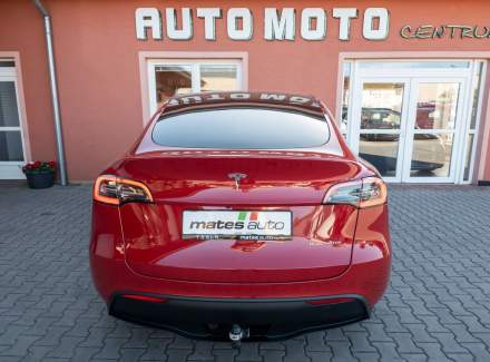 Tesla - Model Y