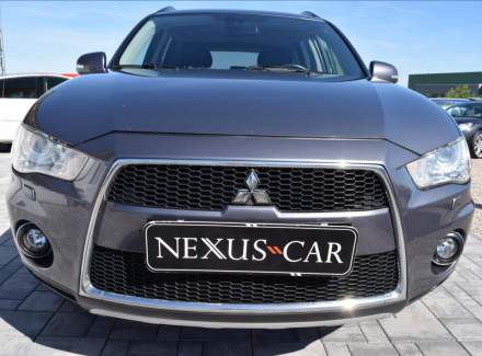 Mitsubishi - Outlander