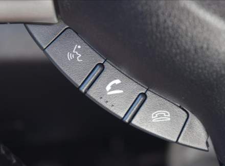 Mitsubishi - Outlander