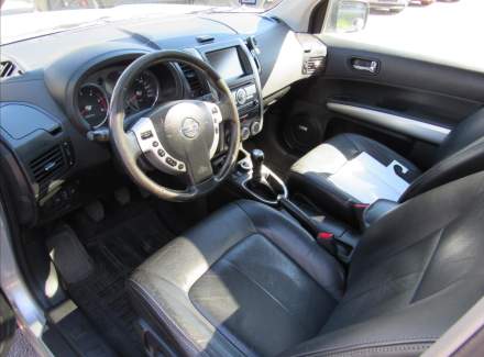 Nissan - X-Trail