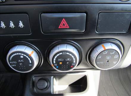 Nissan - X-Trail
