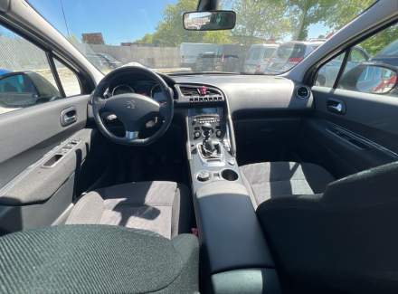 Peugeot - 3008