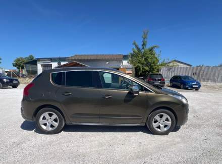 Peugeot - 3008