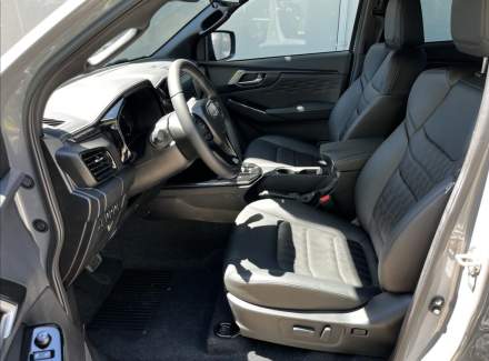 Isuzu - D-Max