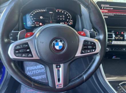BMW - M8