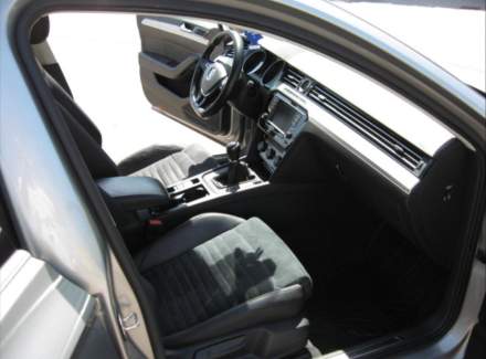 Volkswagen - Passat